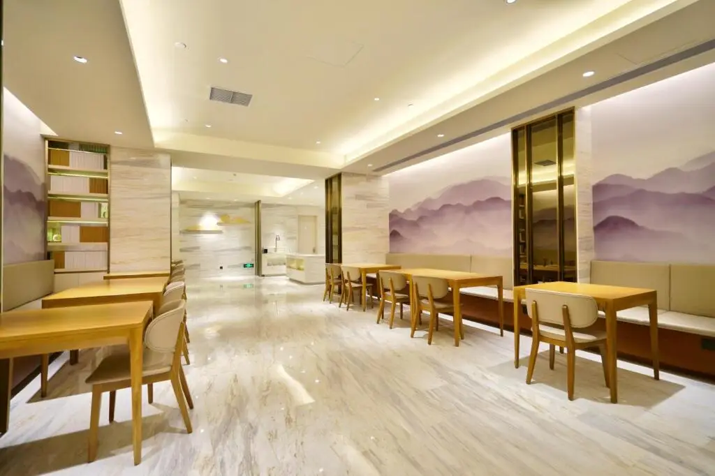 Шанхай: Ji Hotel Shanghai Xinzhuang Longemont