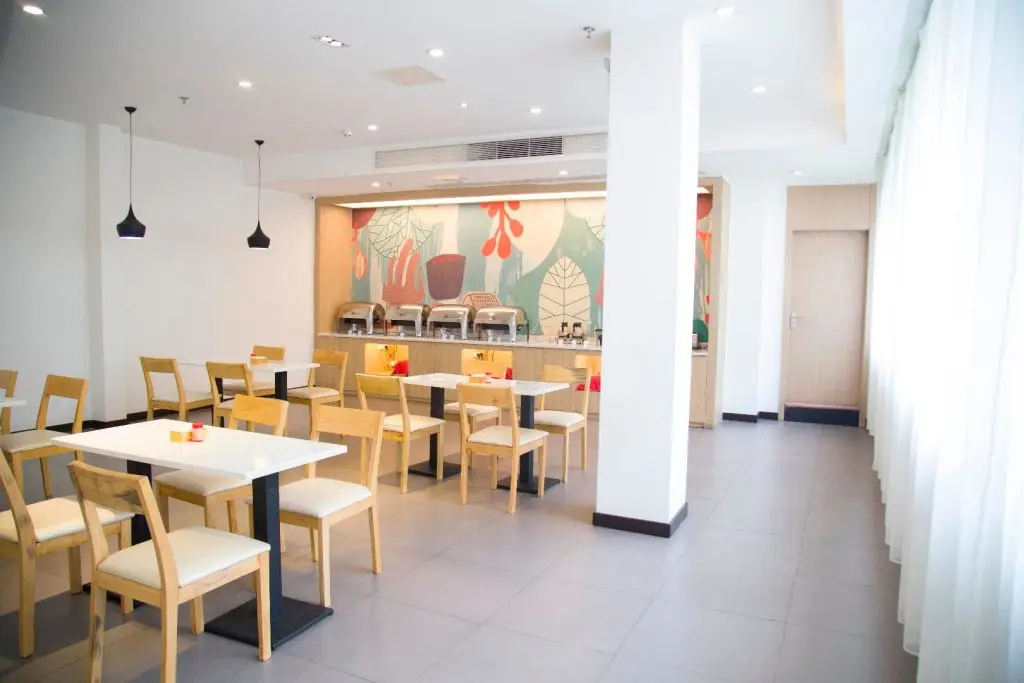 Мэйшань: Hanting Hotel Meishan Renshou Kuixing Pavilion