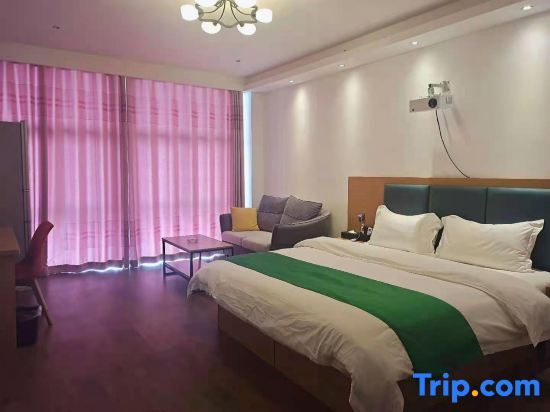 Чжэнчжоу: Shell Hotel Zhengzhou East High-Speed Railway Station Zhengdong Commerical Center