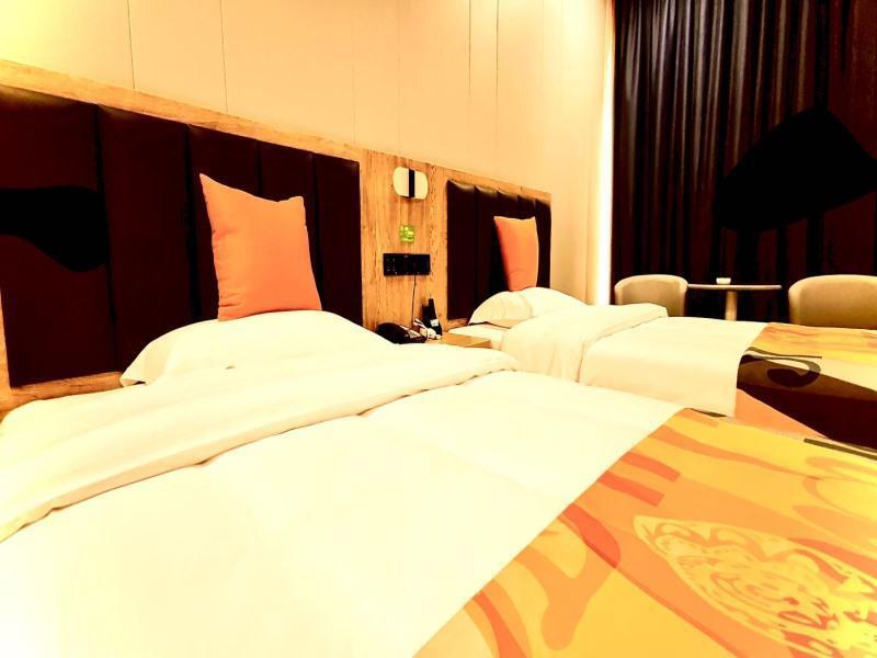 Фанчэнган: Shell Hotel Guangxi Fangchenggang North High-Speed Railway Station