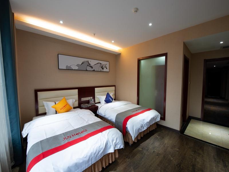 Дуюн: Jun Hotel Guizhou Qiannan Duyun Passenger Station