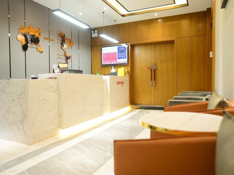 Ухань: Jun Hotel Hubei Wuhan Jiang'an District Dazhi Road Metro Station