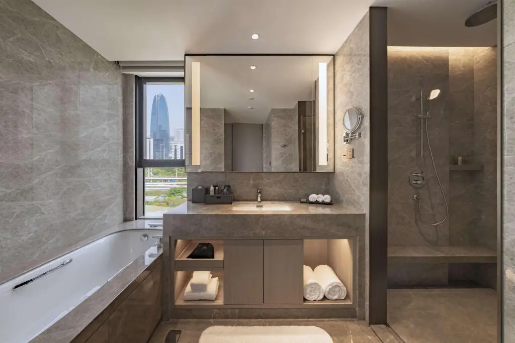 Шэньчжэнь: DoubleTree by Hilton Shenzhen Nanshan Hotel & Residences