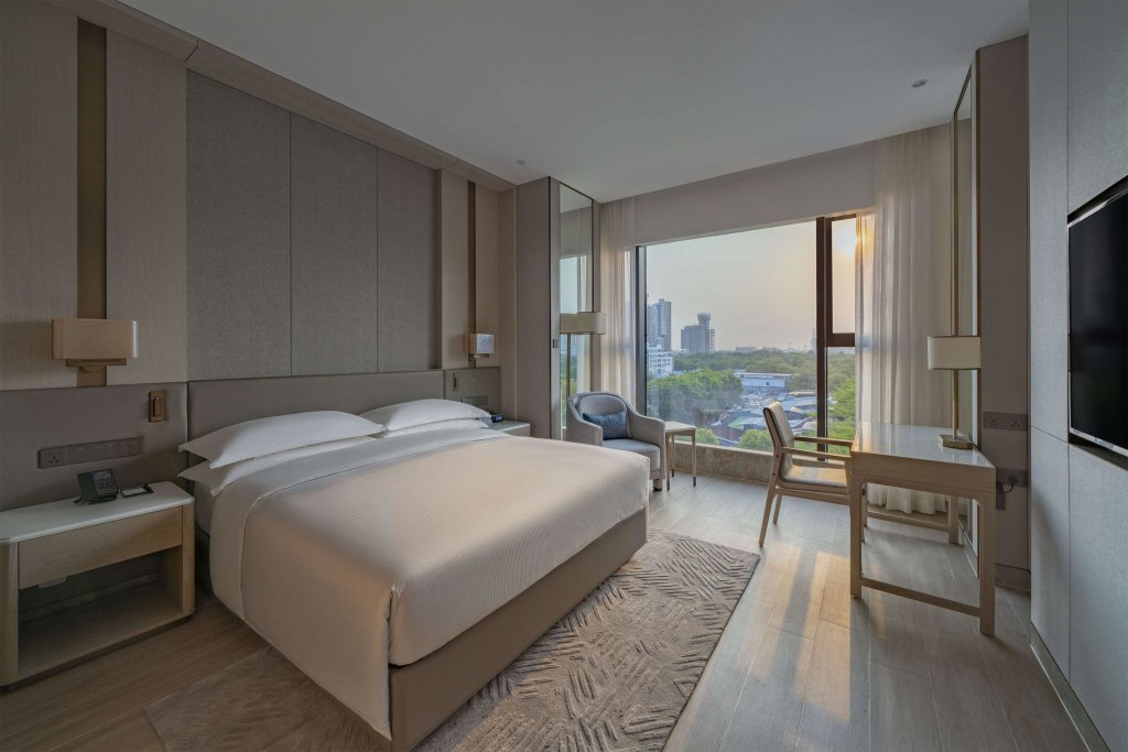 Шэньчжэнь: DoubleTree by Hilton Shenzhen Nanshan Hotel & Residences
