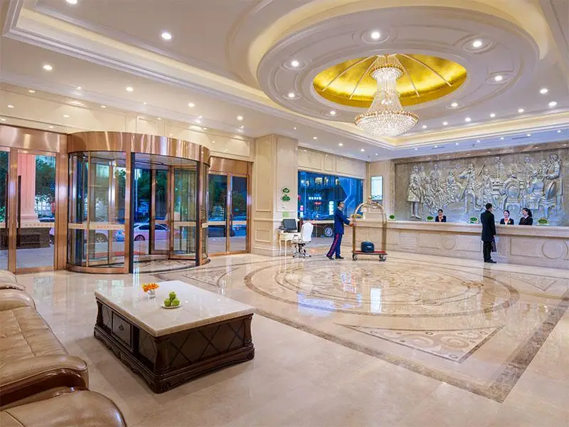 Куньмин: Vienna International Hotel Kunming Aegean Shopping Center