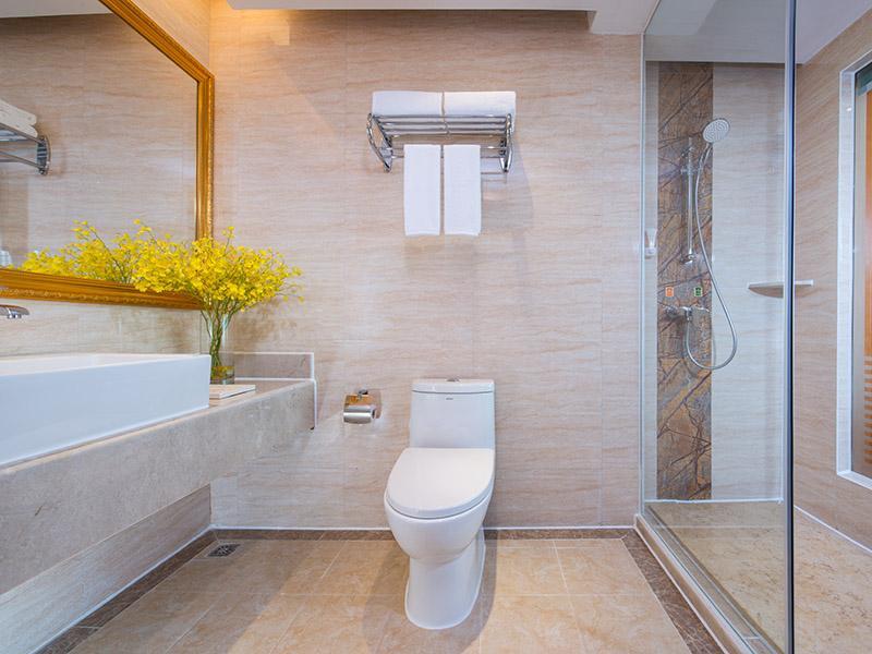 Гуанчжоу: Vienna International Hotel Guangzhou Changlong Qifu Xincun