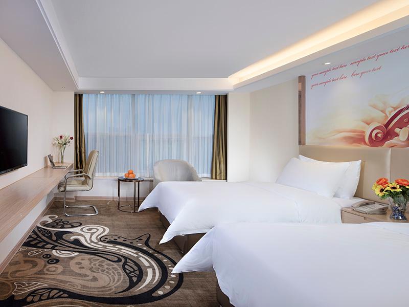 Ухань: Vienna Hotel Wuhan High-speed Railway Station East Square