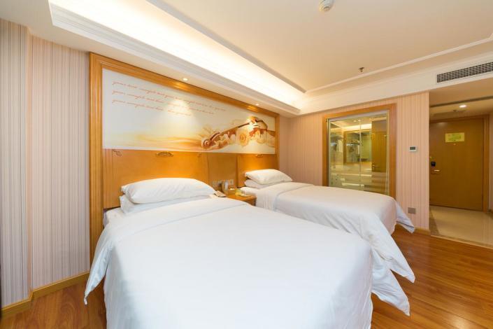 Цзиньюань: Vienna Classic Hotel Lianzhou Tower