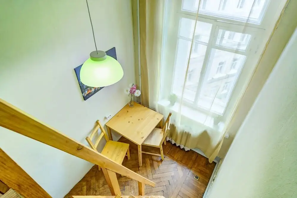 Санкт-Петербург: 12 Chairs