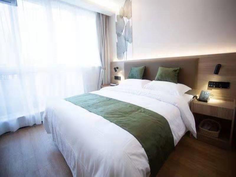 Уси: GreenTree Inn Express Wuxi Railway Station North Exit Metro Station