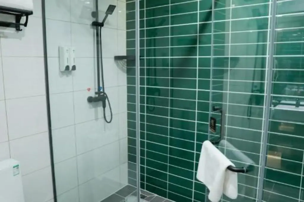 Циндао: GreenTree Inn Express Shandong Qingdao Chengyang District Aodong Road