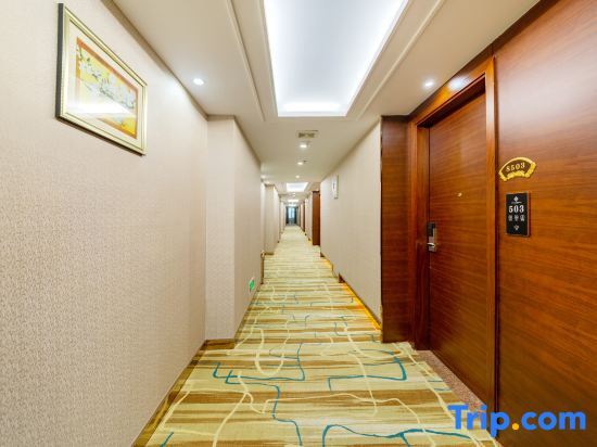 Гуанчжоу: Dezhou Hotel (Guangzhou Pingsha Foreign Language Foreign Trade School Shop)