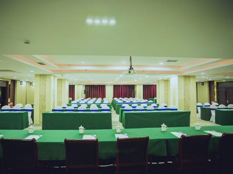 Юнъян: GreenTree Eastern Hotel Duyun Weng'an County Jinmei Times Bus Station