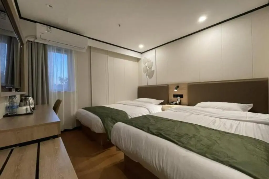 Шанхай: GreenTree Inn Express Shanghai Minhang District Jindu Road
