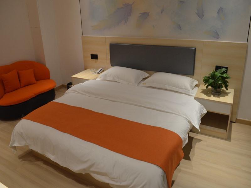 Хуанган: Shell Hotel Macheng Trade Logistics City