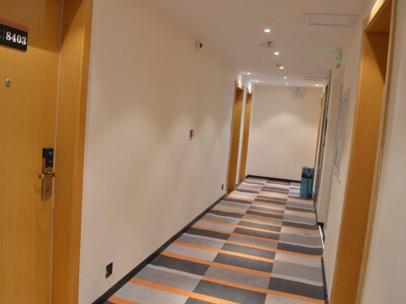 Хуанган: Shell Hotel Macheng Trade Logistics City