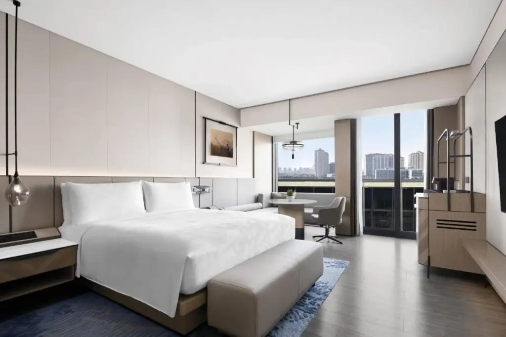 Шанхай: JW Marriott Shanghai Fengxian