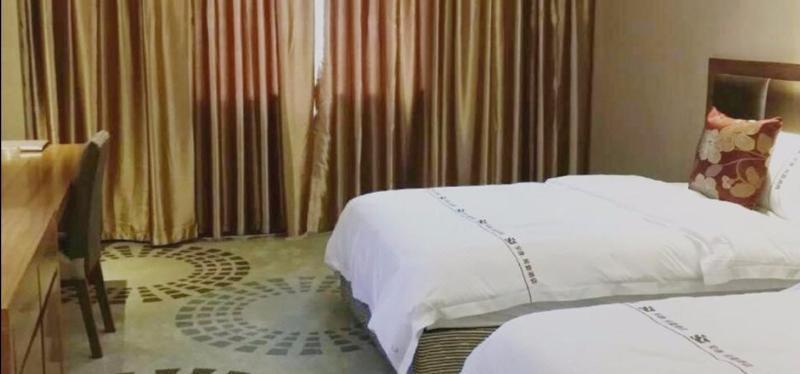 Чэнду: An-E Courtyard Hotel Dayi