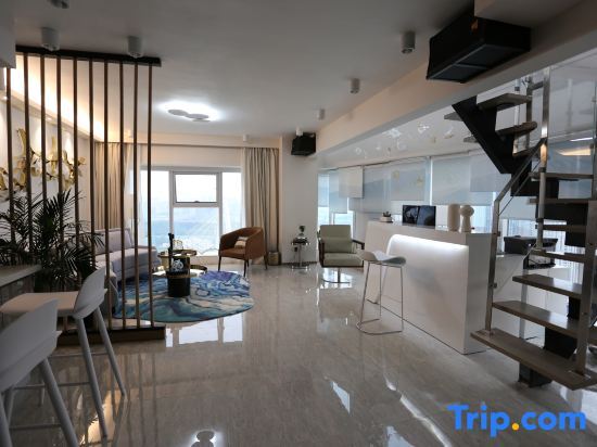 Ухань: Leisure· River View Loft Suites Hotel (Qiaokou Road Metro Branch, Yuexiu Fortune Center)