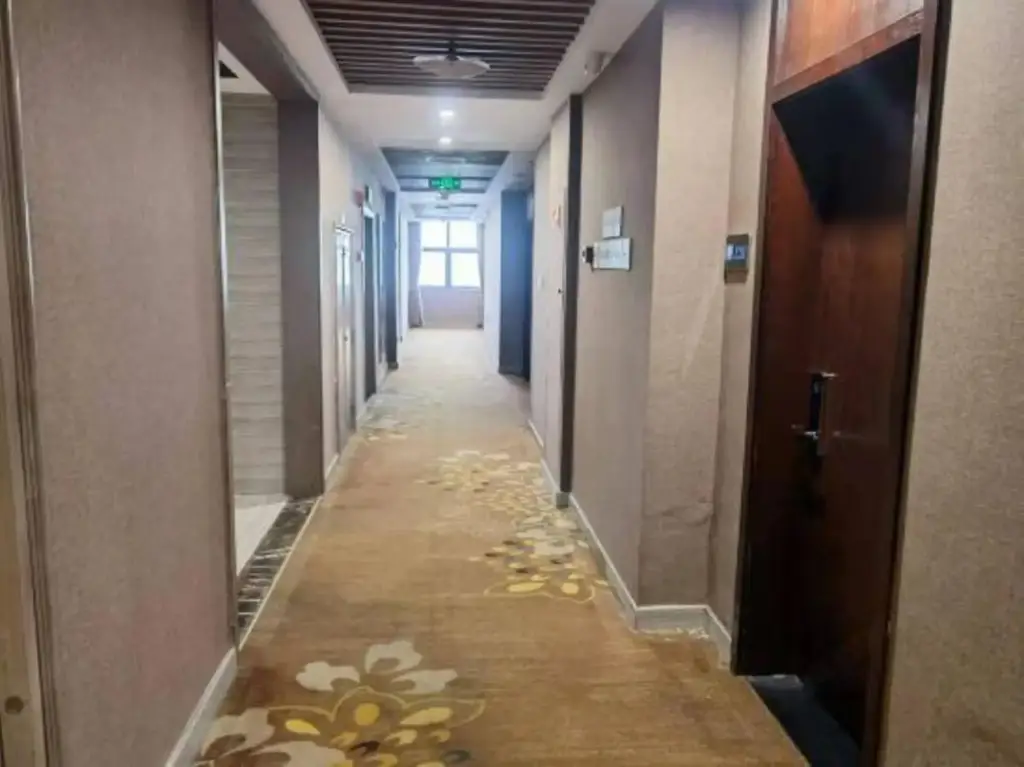 Чунцин: Zhuyuan Hotel