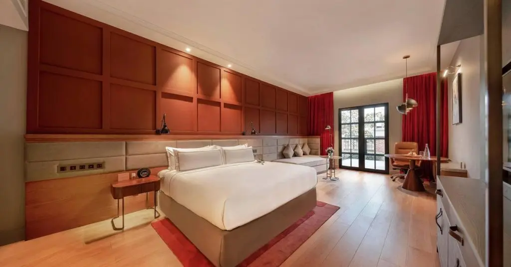 Шанхай: Melia Shanghai Parkside