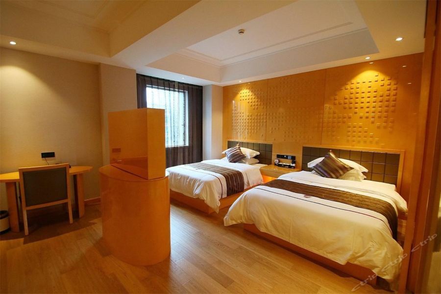 Шанхай: Fuyi International Hotel (Shanghai International Tourism Resort Zhoupu)