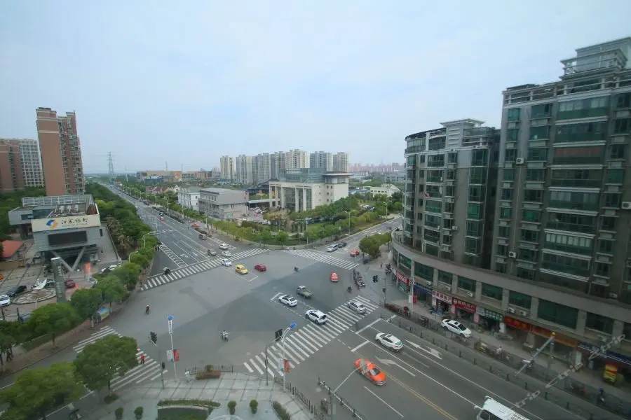 Шанхай: Fuyi International Hotel (Shanghai International Tourism Resort Zhoupu)