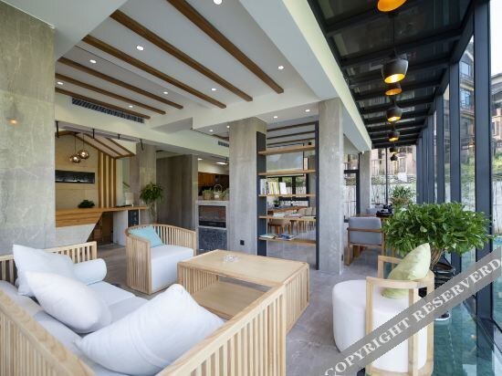 Чжанцзяцзе: Fangtingshu Hostel
