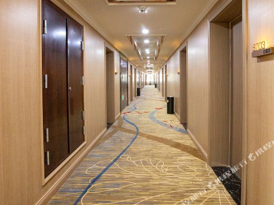 Ханчжоу: Manju Hotel (Hangzhou Xiaoshan Airport Yipeng Subway Station)