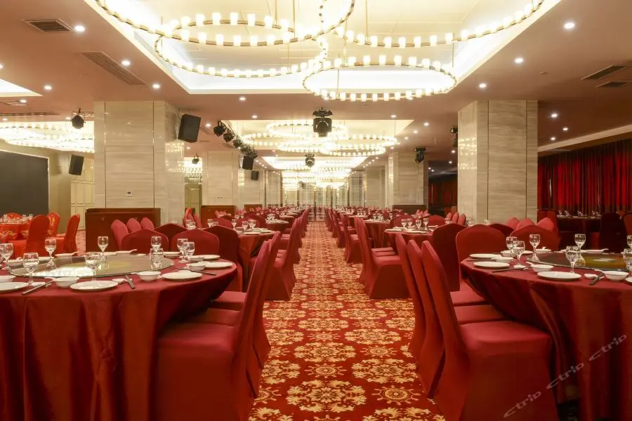 Дунгуань: Vienna International Hotel (Guangdong Fenggang Bus Station)