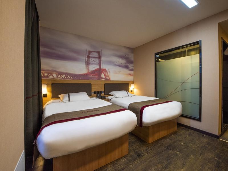 Чжанцзякоу: Chengke Hotel Hebei Zhangjiakou Qiaoxi District Zhangjiakou School