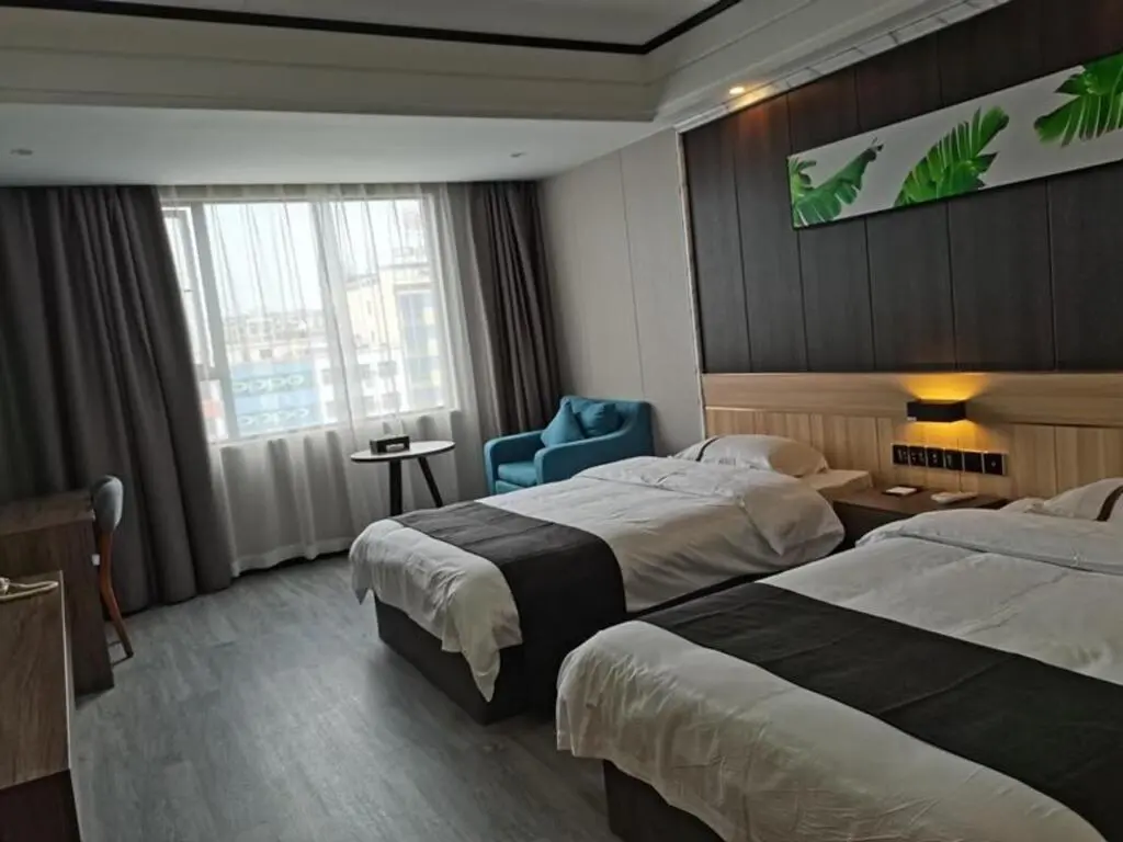 Lanyang: Thank Inn Hainan Danzhou Zhongxing Avenue