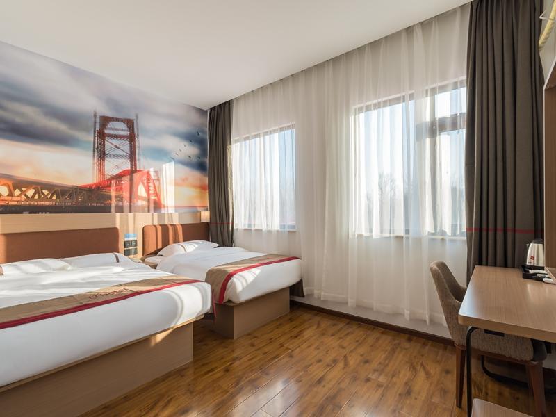 Пекин: Thank Inn Beijing Shunyi District Haihong Commercial Street