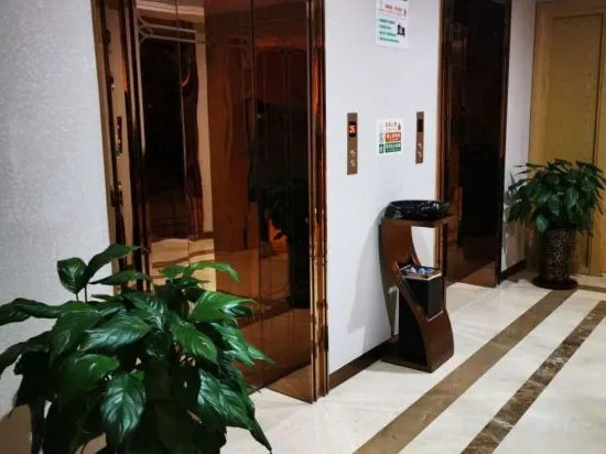Бенгбу: Vienna International Hotel (Bengbu City Gate)