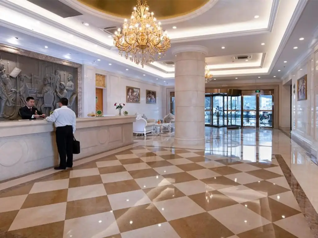 Шанхай: Vienna Hotel (Kunshan Phoenix City)