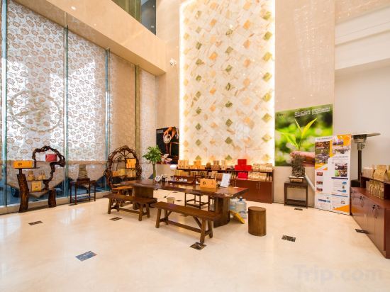 Чэндэ: Vienna International Hotel (Chengde University Town High Speed Railway Station)