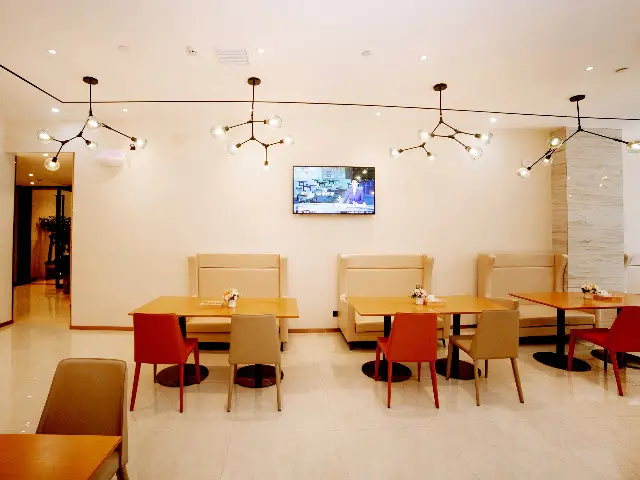 Эчжоу: City Comfort Inn Ezhou Huahu High-Speed Railway Station
