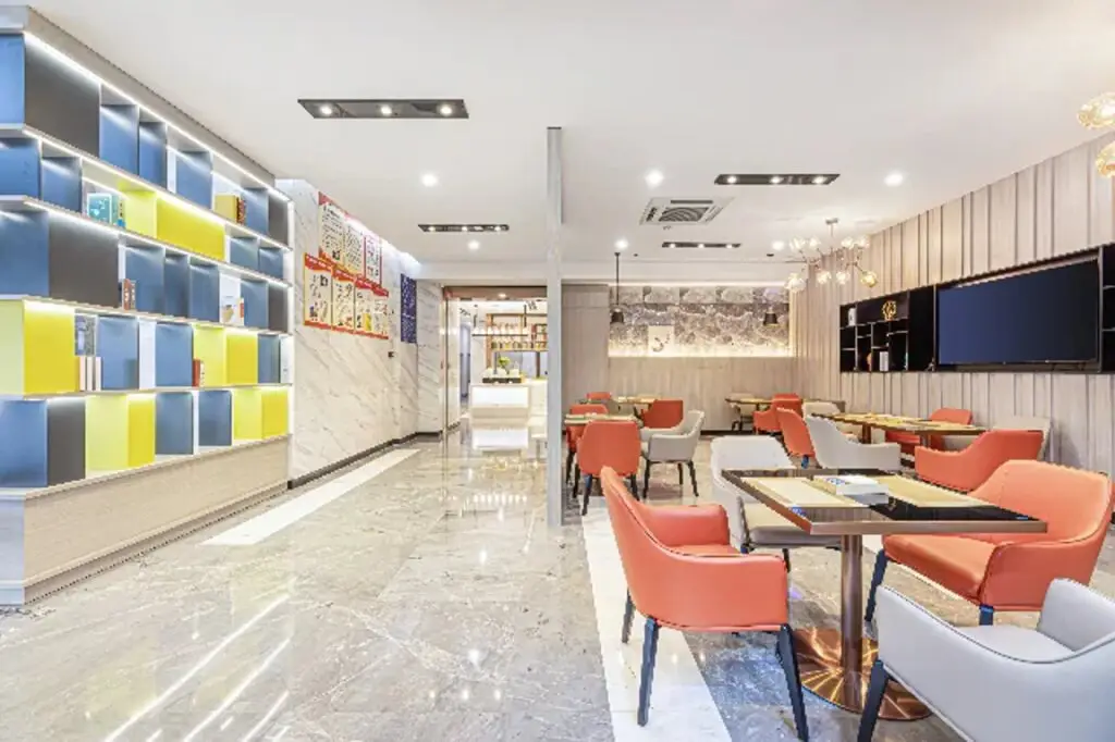 Шаоксинг: Yishang Hotel (Shaoxing North Station China Textile City Cross-border E-commerce Industrial Park)
