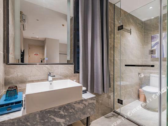 Гуанчжоу: Echarm Hotel Guangzhou Julong Metro Station Jiangnan Market