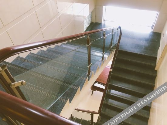 Цзюцзян: 修水玉龙湾宾馆
