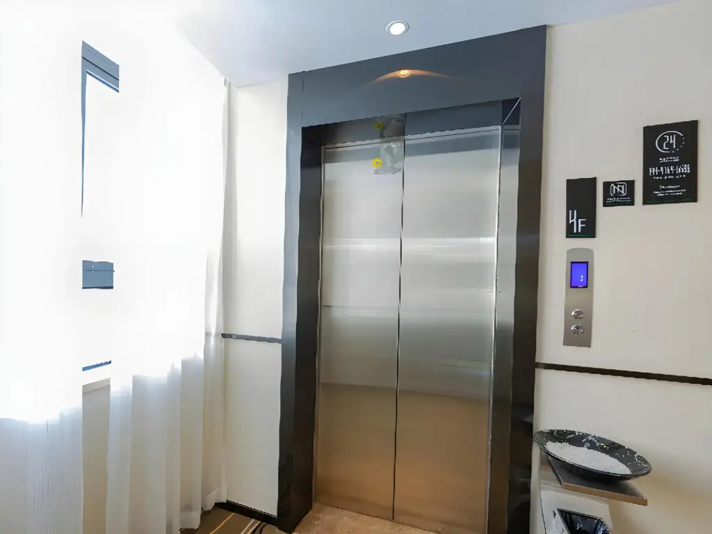 Ухань: City Comfort Inn Wuhan Hankou City Plaza Yuhuayuan