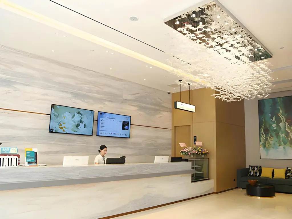 Маоминг: City Comfort Inn Maoming Binhai New Area Diancheng
