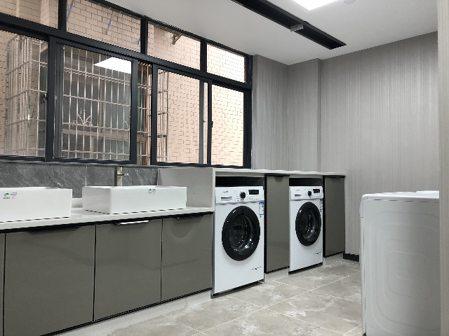 Учжоу: Echarm Hotel Wuzhou Canghai Lake