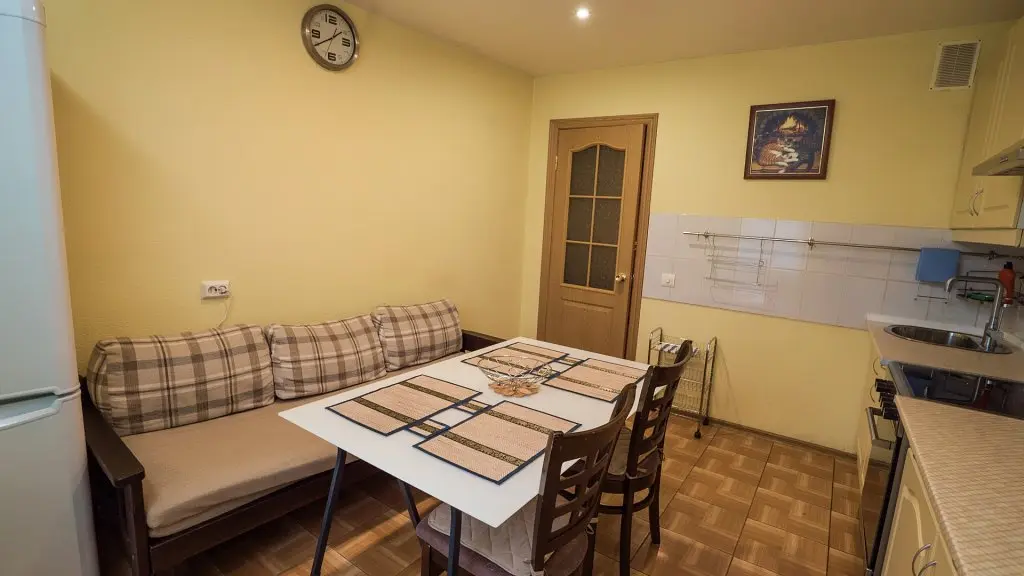 Санкт-Петербург: Na Komendantskoj Ploschadi 8 A Apartments