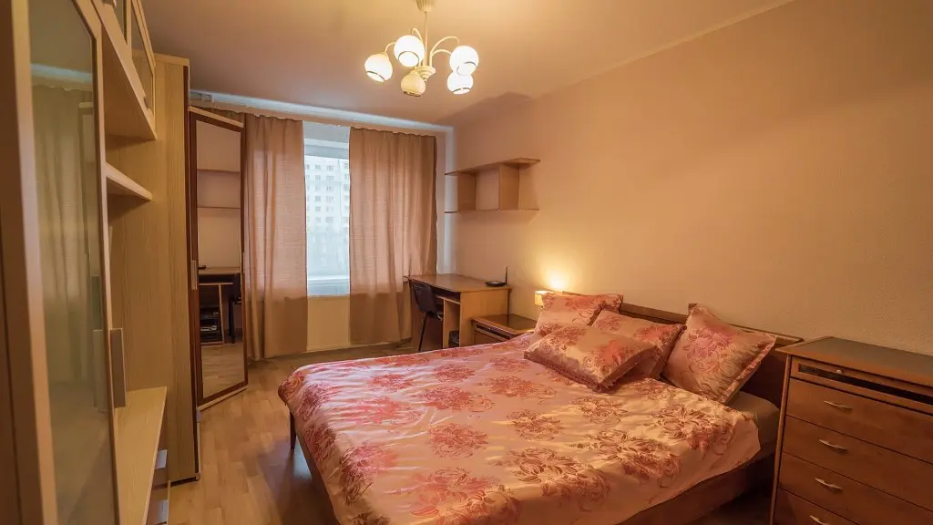 Санкт-Петербург: Na Komendantskoj Ploschadi 8 A Apartments