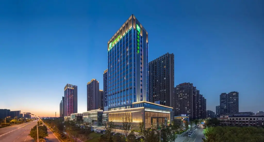 Holiday Inn Fuyang — фото 1