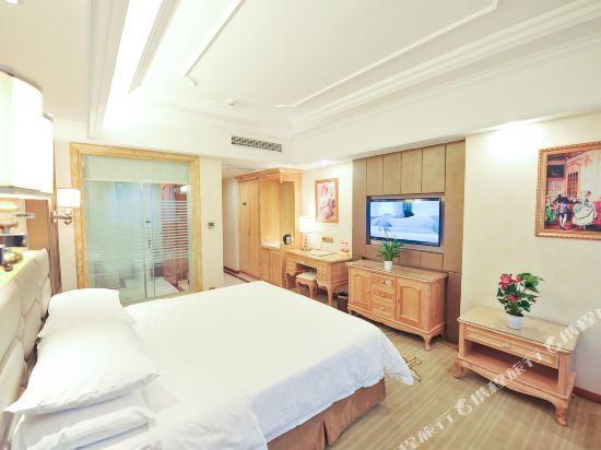 Ухань: Vienna International Hotel (Wuhan Yangguang Yuhang)