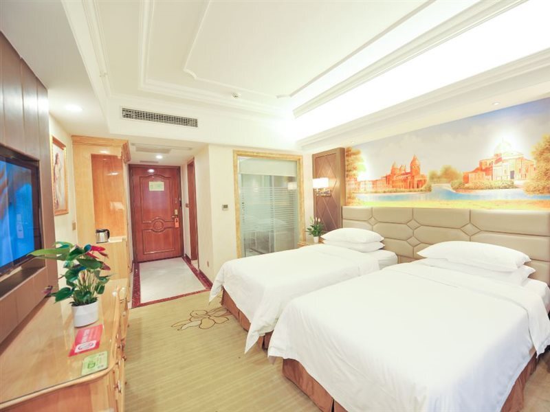Ухань: Vienna International Hotel (Wuhan Yangguang Yuhang)