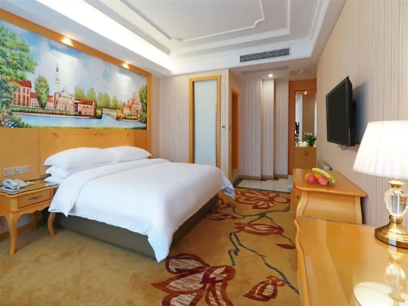 Фучжоу: Vienna International Hotel (Fuzhou South Railway Station, Lulei Metro Station)