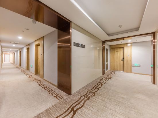 Rise Sun Hotel (Jinan Rongsheng Times Plaza) — фото 1